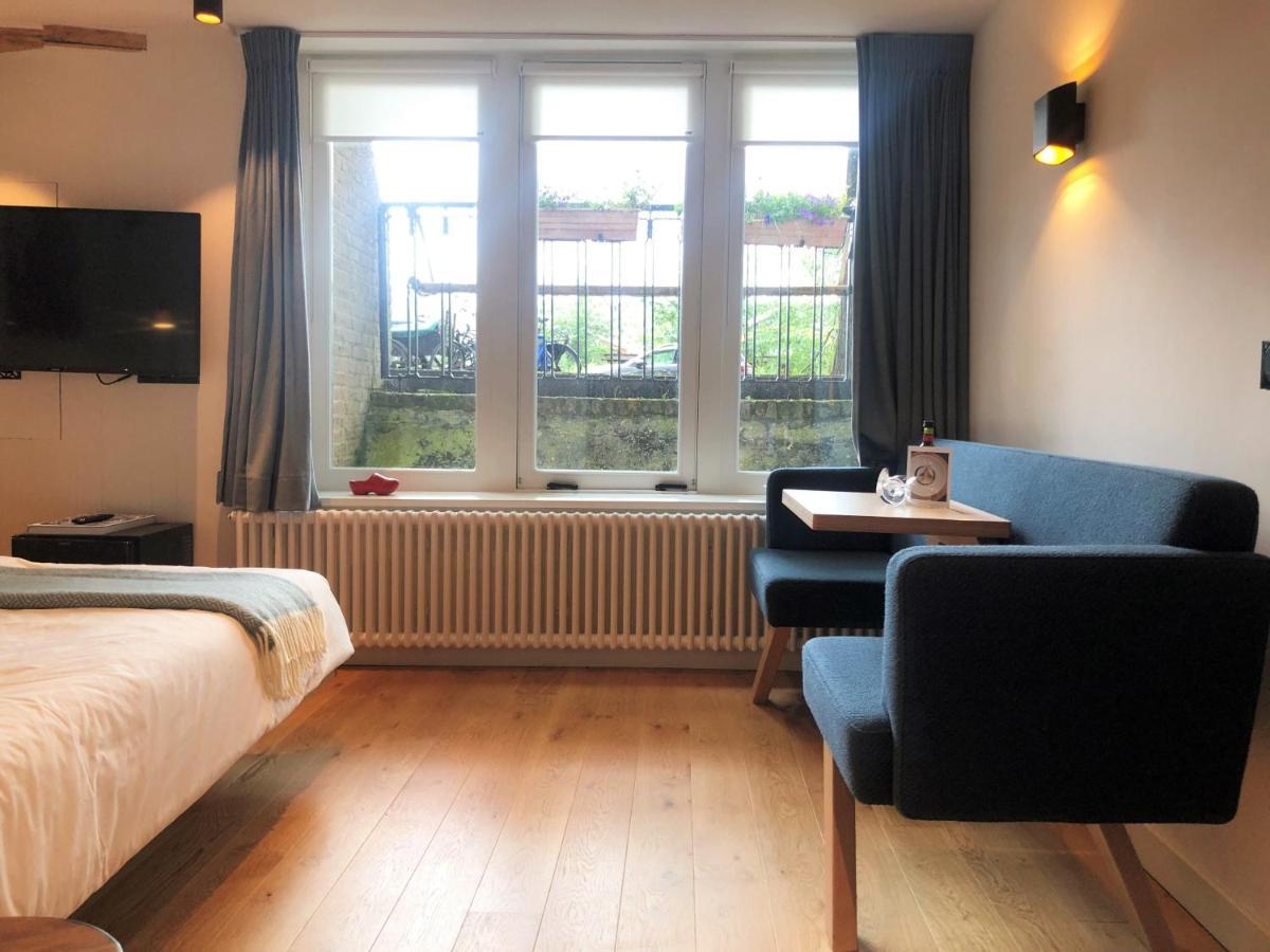 23 Sous Bed & Breakfast Амстердам Екстериор снимка